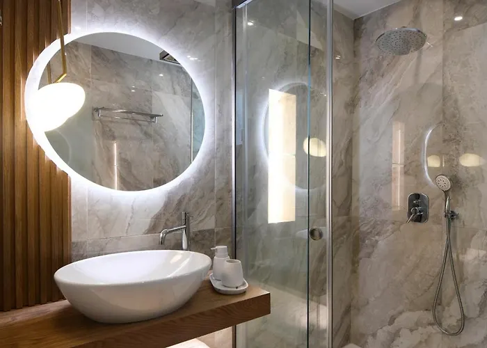 Adell Oasis * Nea Iraklitsa