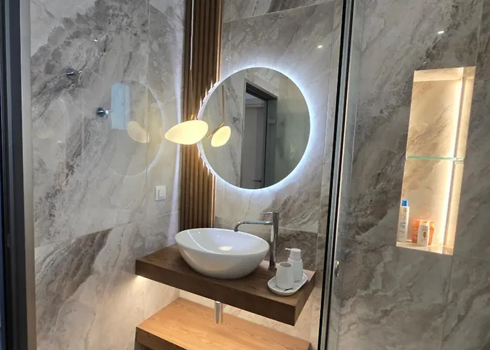 Adell Oasis 别墅 *