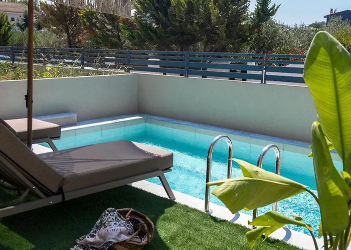 Adell Oasis Villa Nea Iraklitsa